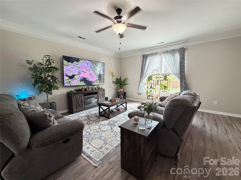 6105 Lighted Way Ln, Indian Trail, NC 28079