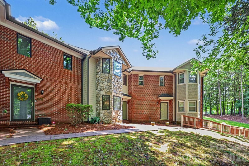 1043 Wexford Pl, Concord, NC 28027