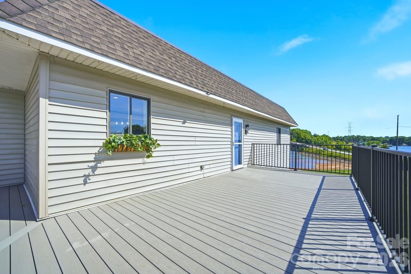 7831 Spinnaker Bay Dr #301, Sherrills Ford, NC 28673