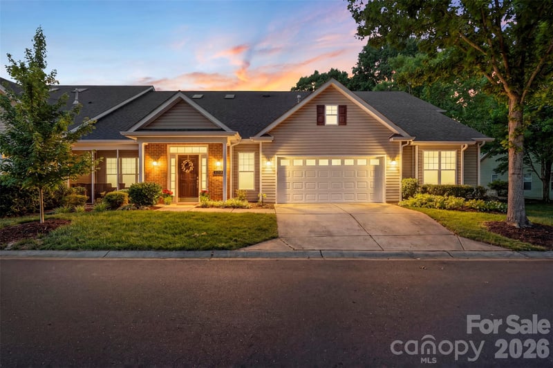 11719 Silverado Ln, Charlotte, NC 28277