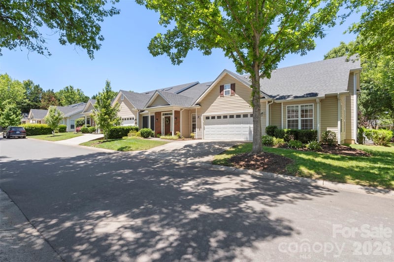11719 Silverado Ln, Charlotte, NC 28277