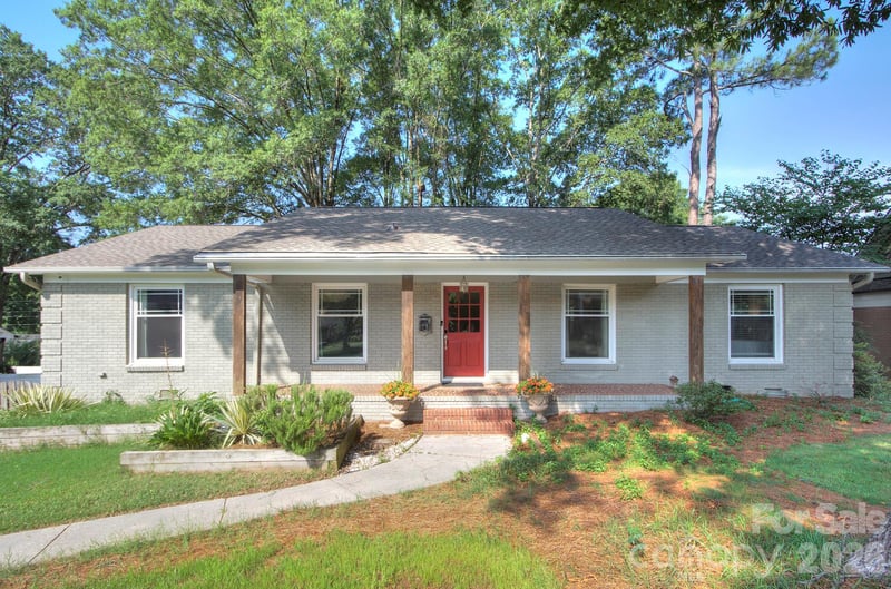 1140 Bevis Dr, Charlotte, NC 28209