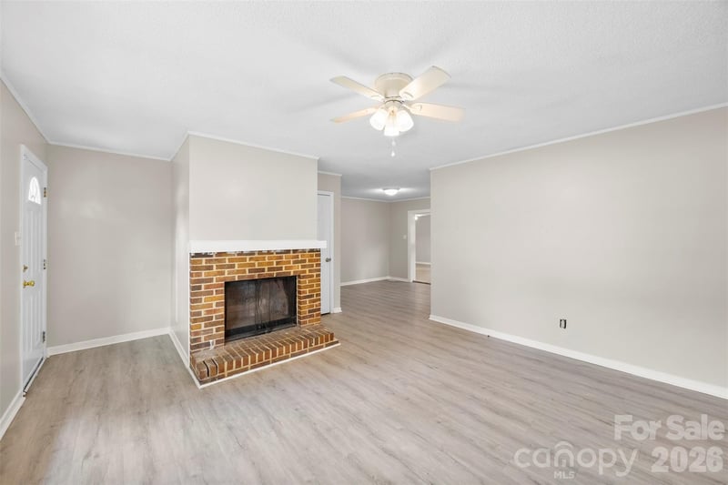 871 Rolling Green Dr, Rock Hill, SC 29730
