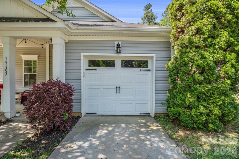 19303 Pocono Ln, Cornelius, NC 28031