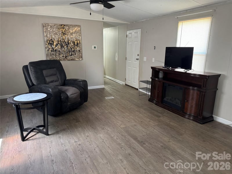 131 Bethany Woods Ln, Statesville, NC 28625