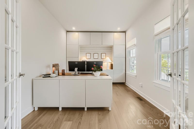 11126 Sound Rd, Davidson, NC 28036