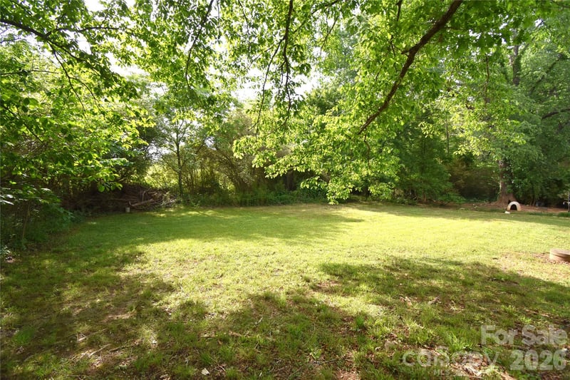 3549 Boyette Rd, Lenoir, NC 28645