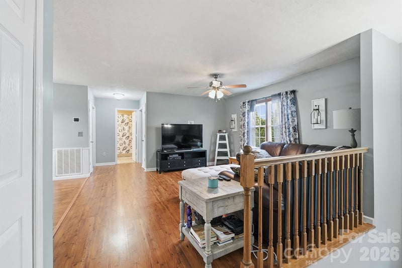 3868 Nc 10 Hw, Newton, NC 28658