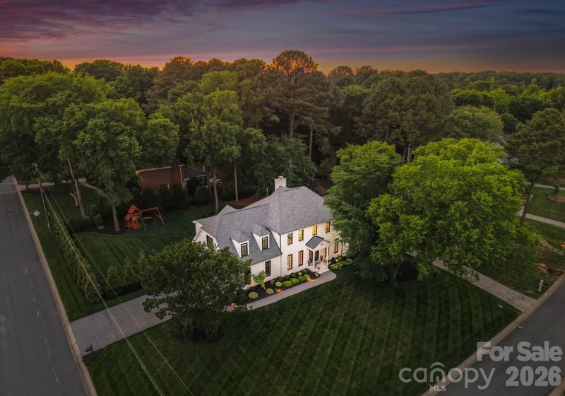 10138 Waterbrook Ln, Charlotte, NC 28277