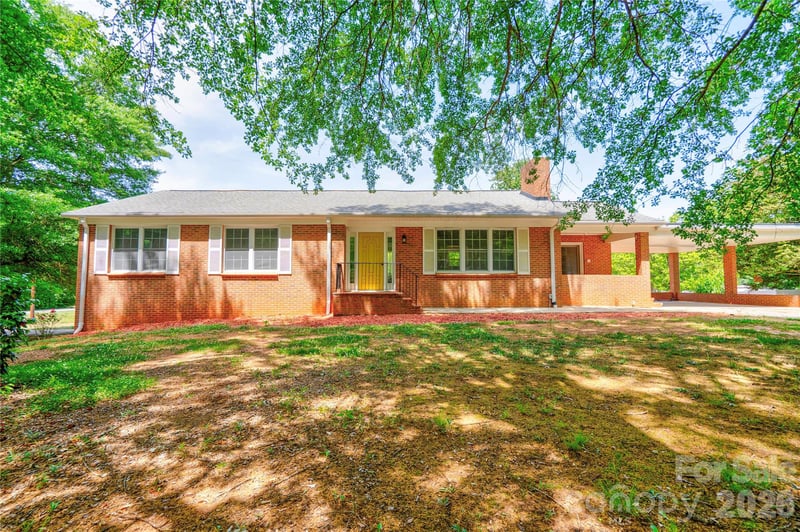 2903 Forbes Rd, Gastonia, NC 28056