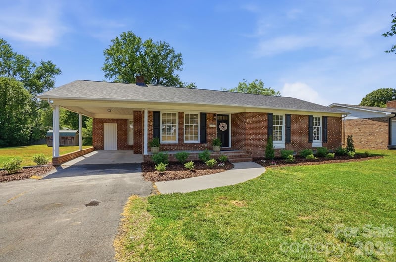 909 Evelyn Ave, Kannapolis, NC 28083