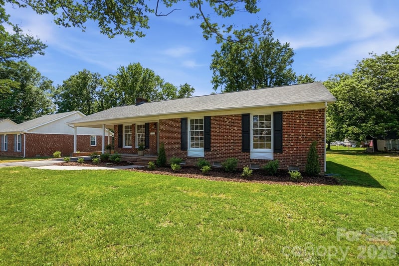 909 Evelyn Ave, Kannapolis, NC 28083