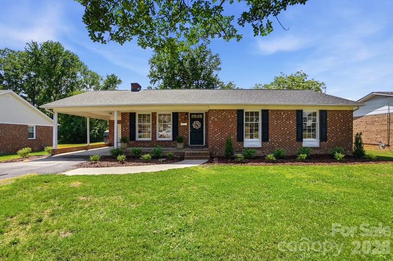 909 Evelyn Ave, Kannapolis, NC 28083