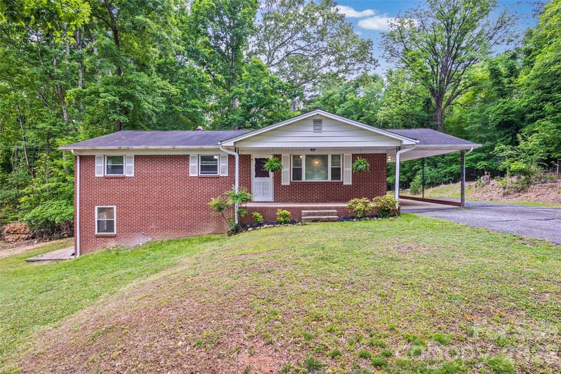2380 Dixon Rd, Belmont, NC 28012