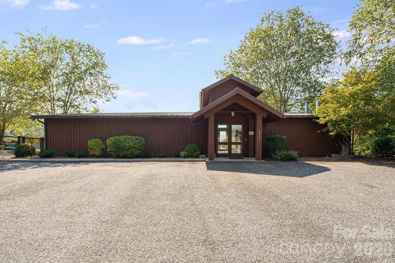 76 Dancing Wind Ln, Marshall, NC 28753