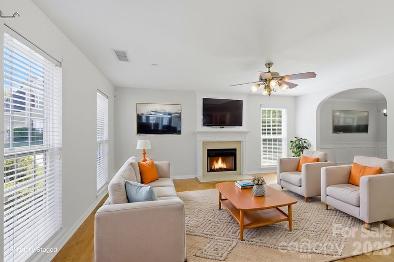 7011 Long Run Ln, Charlotte, NC 28216