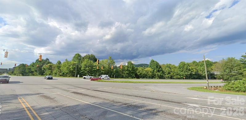 2213 Norwood St, Lenoir, NC 28645