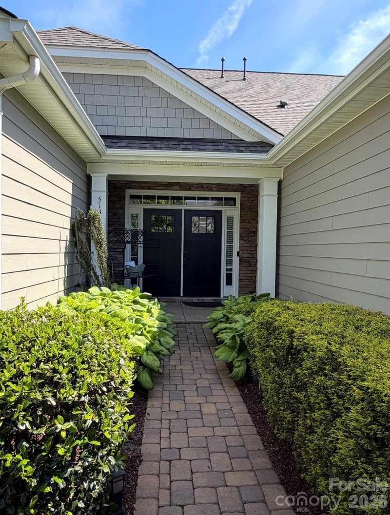 5145 Casper Dr, Charlotte, NC 28214