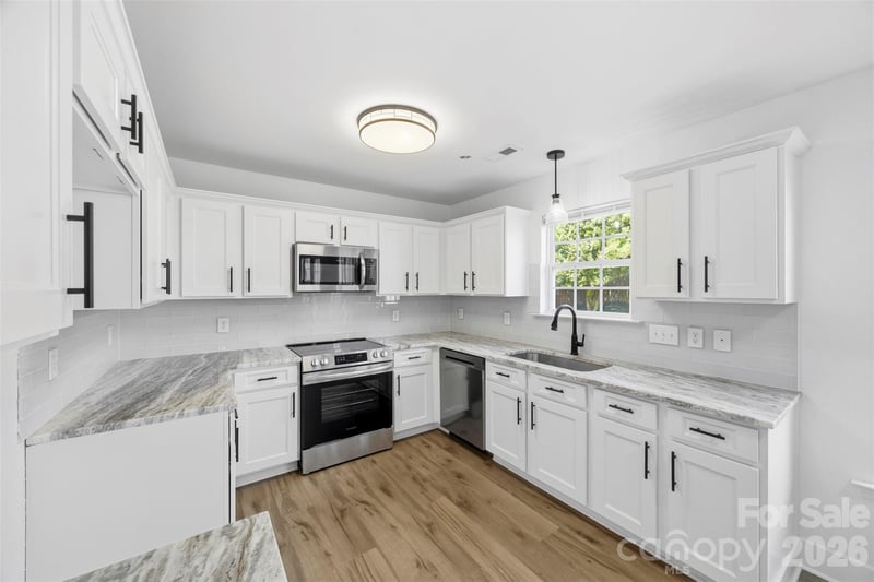 125 Mallory Tai Dr, Lincolnton, NC 28092