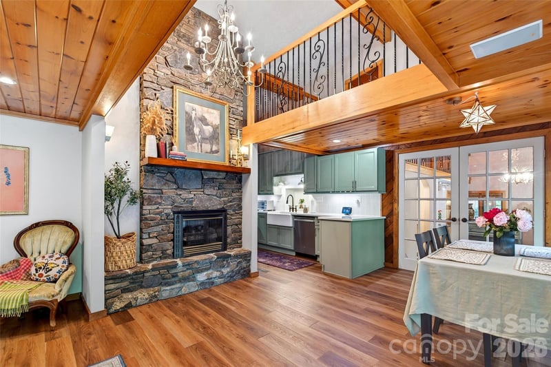 3068 226 Hw, Bakersville, NC 28705