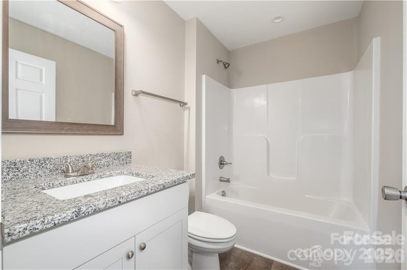 86 White St, Concord, NC 28027