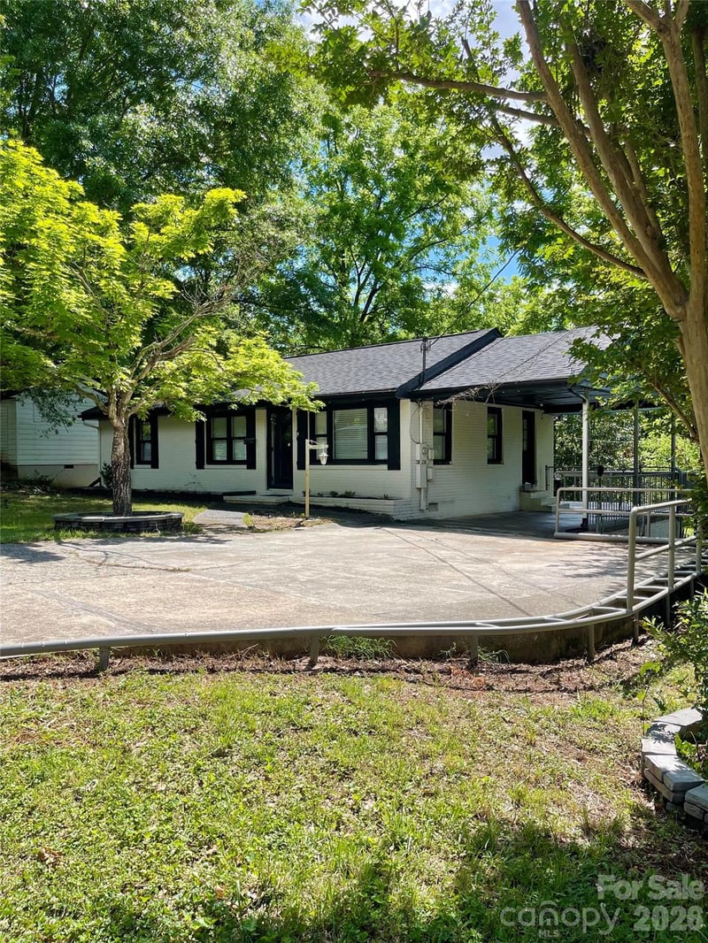 609 Glenn St, Gastonia, NC 28052