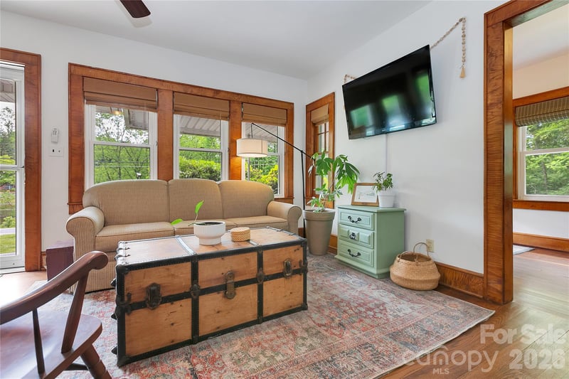 470 Cherryfield Loop, Brevard, NC 28712