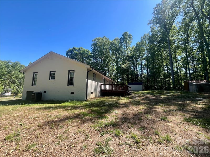 5637 Trotter Country Rd, Archdale, NC 27263