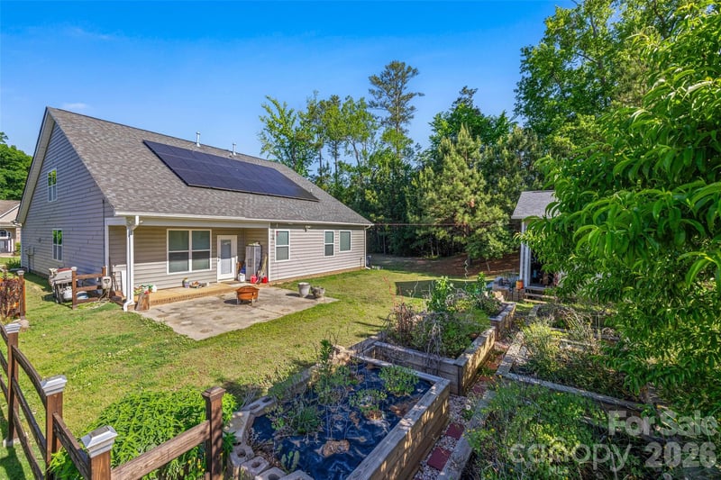 578 Daventry Ct, Clover, SC 29710
