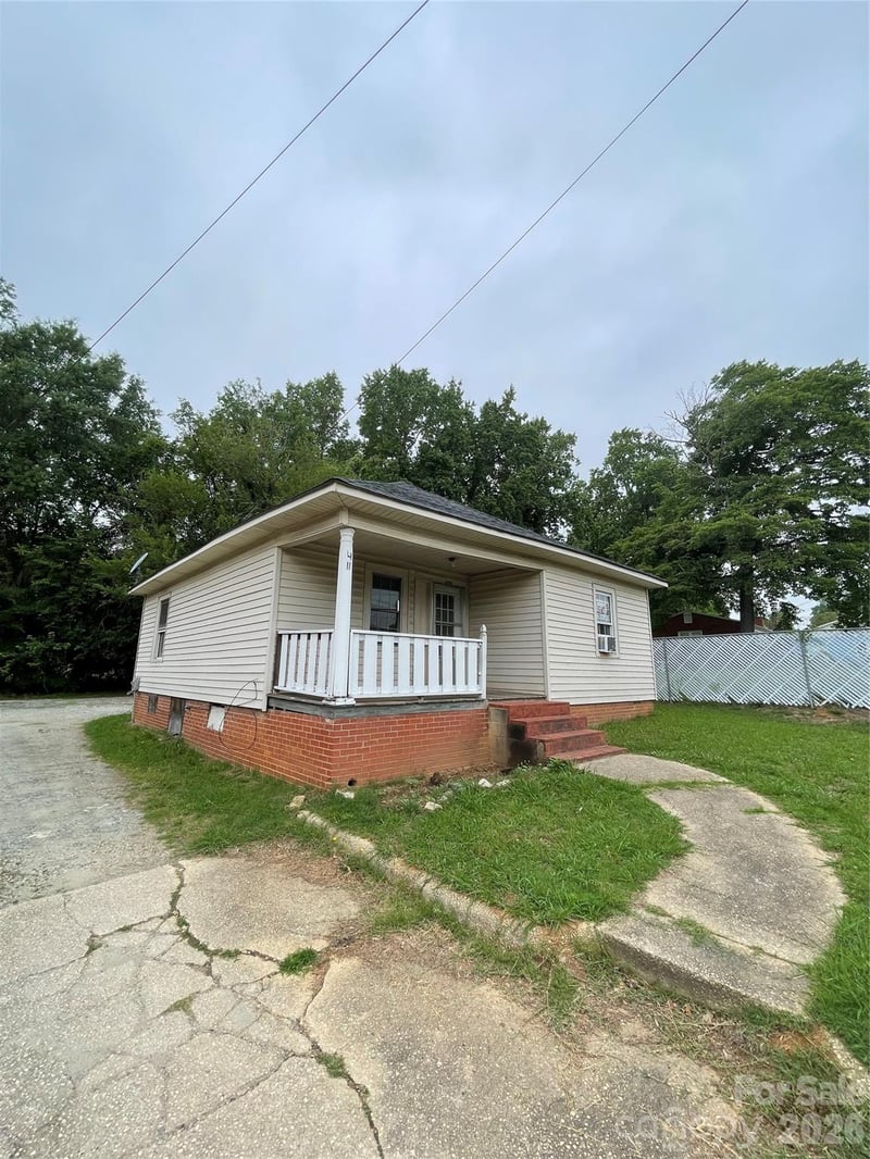 411 Klumac Rd, Salisbury, NC 28144