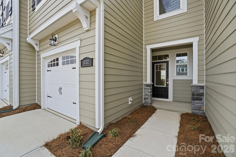 632 Cassidy Ct, Clover, SC 29710