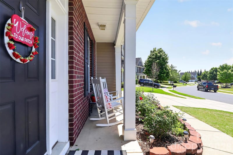 719 Fresia Dr, Tega Cay, SC 29708