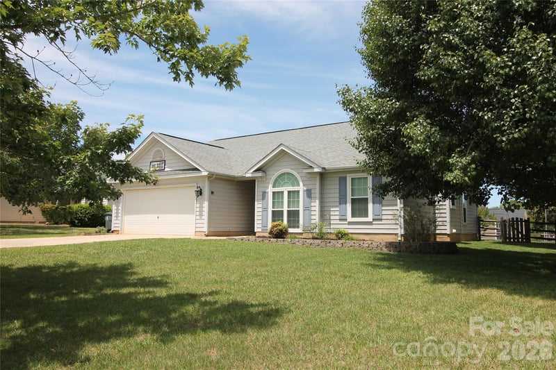 900 Milkwood Ln, Monroe, NC 28110