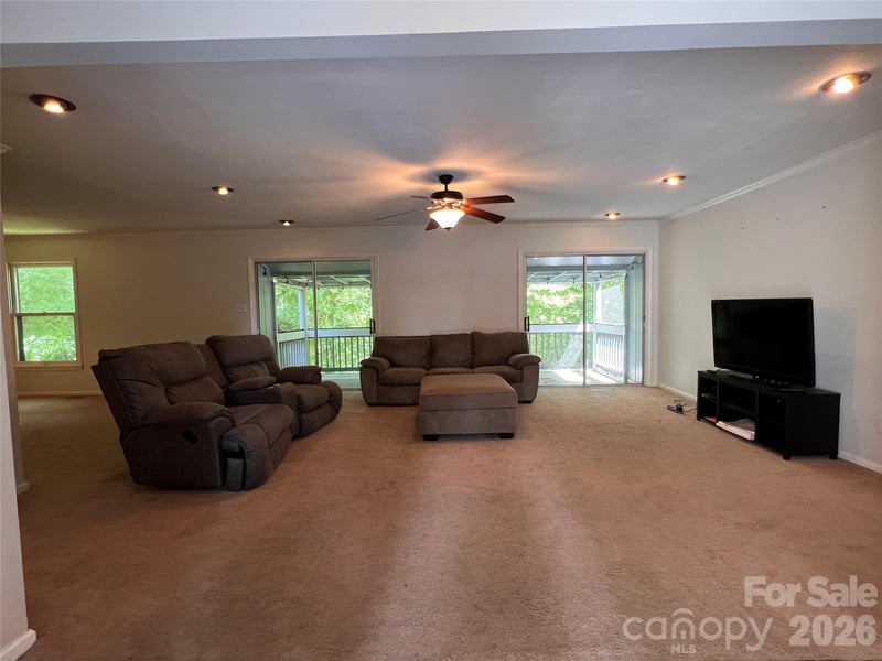 1426 Alf Hoover Rd, Vale, NC 28168
