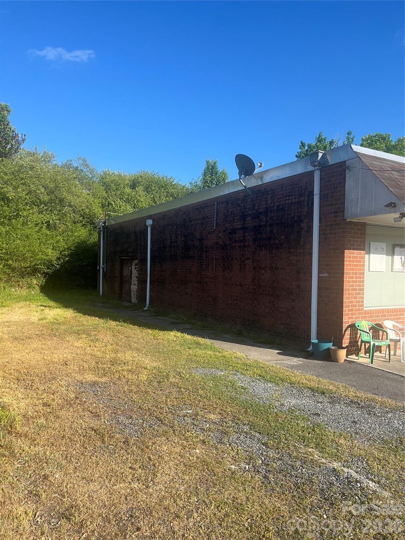 1614 Us 52 Hw, Albemarle, NC 28001