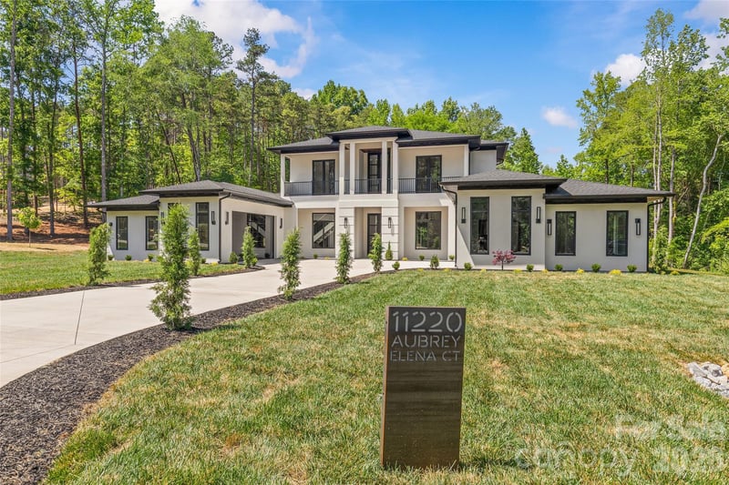 11220 Aubrey Elena Ct, Davidson, NC 28036