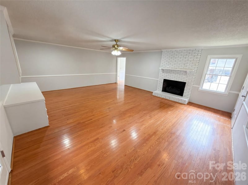 2077 Strafford Dr, Lancaster, SC 29720