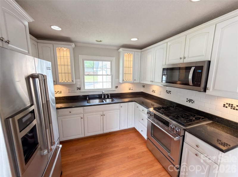 2077 Strafford Dr, Lancaster, SC 29720
