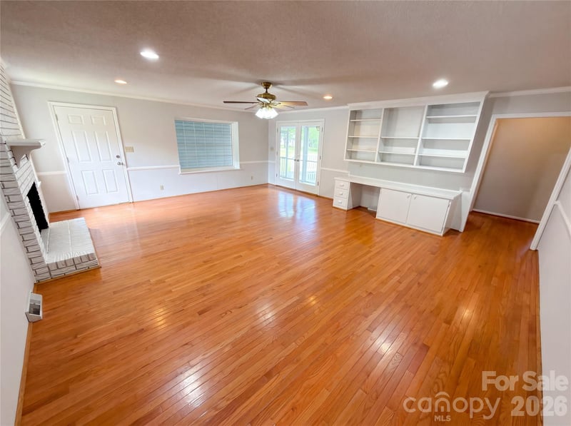 2077 Strafford Dr, Lancaster, SC 29720