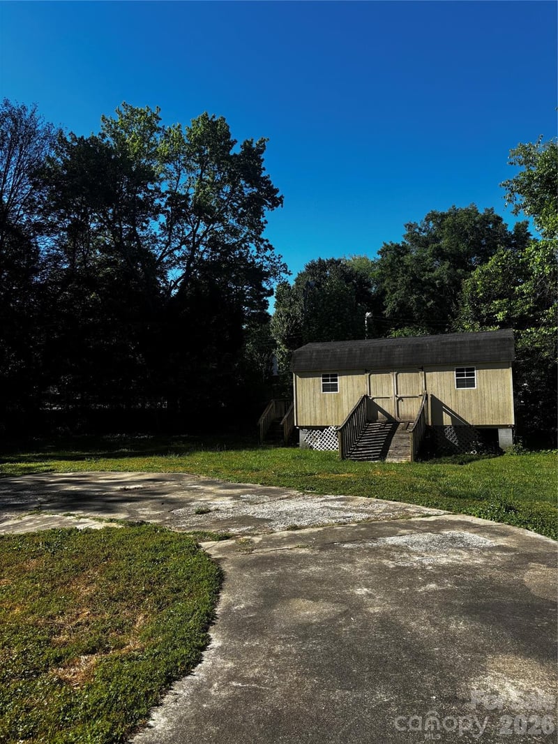 907 Maple Ave, Salisbury, NC 28144