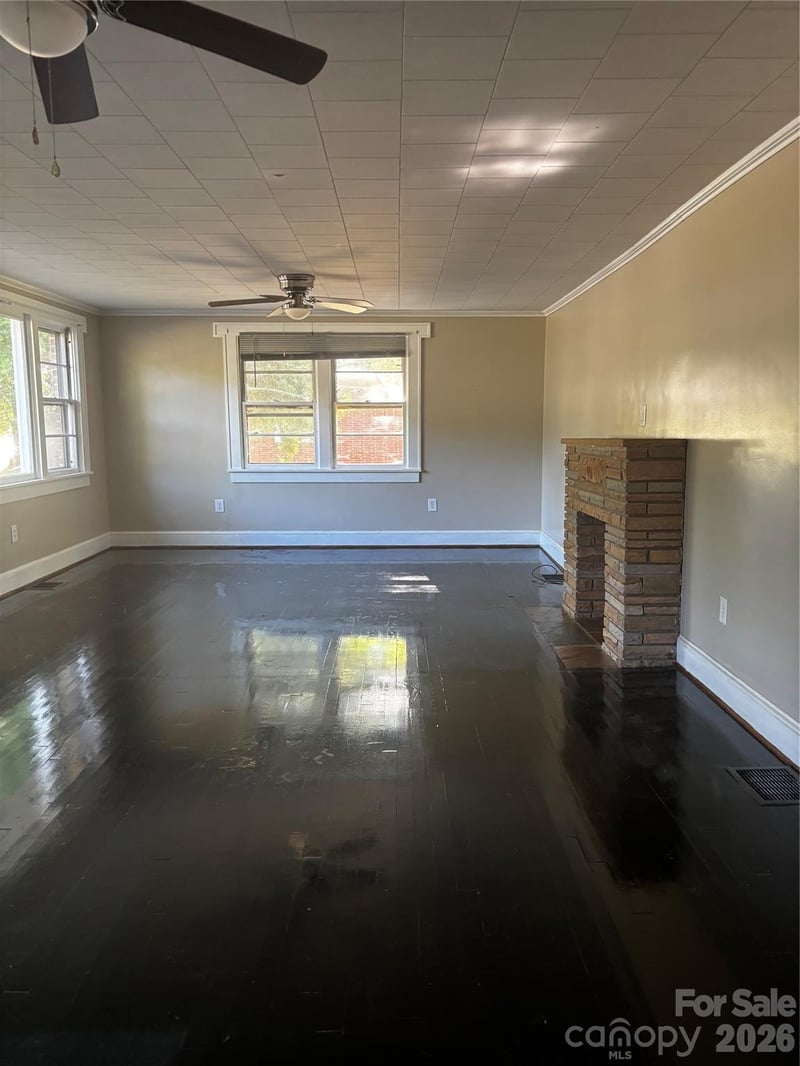 907 Maple Ave, Salisbury, NC 28144