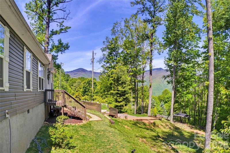 1205 Saunook Rd, Waynesville, NC 28786