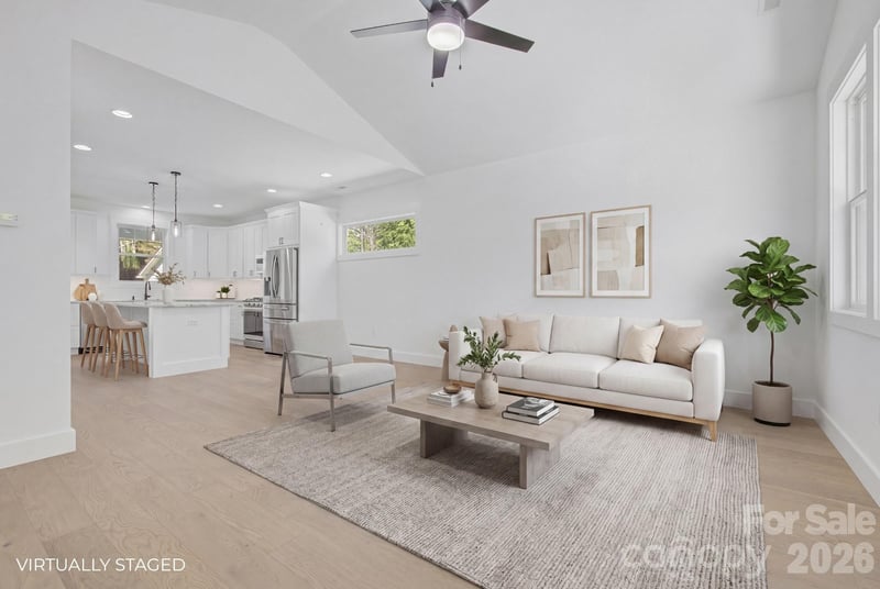 617 Allen St, Hendersonville, NC 28739