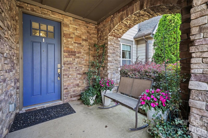 11530 Sweet Birch Ln, Charlotte, NC 28278