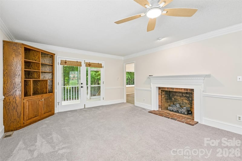 561 Briarwood Rd, Lancaster, SC 29720