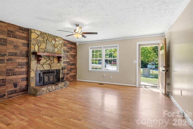 1903 Robyn Ave, Shelby, NC 28152