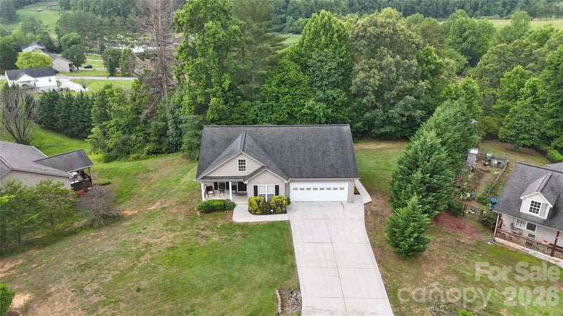 3933 Rocky Brook Pl, Lenoir, NC 28645