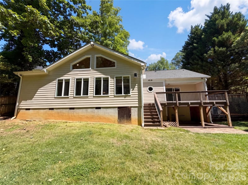 1322 Carolyn Dr, Charlotte, NC 28205