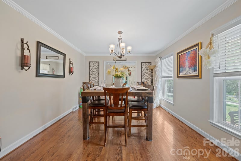 435 Central Ave, Mount Holly, NC 28120