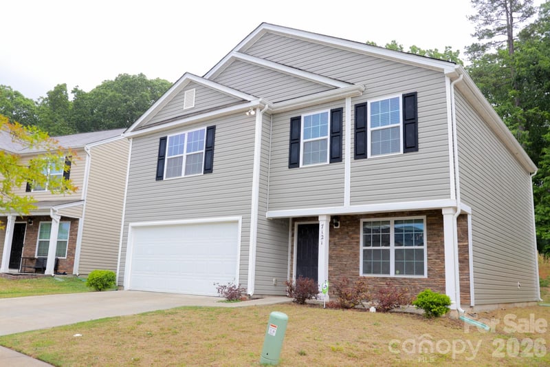 7121 Finnigan Rd, Charlotte, NC 28215